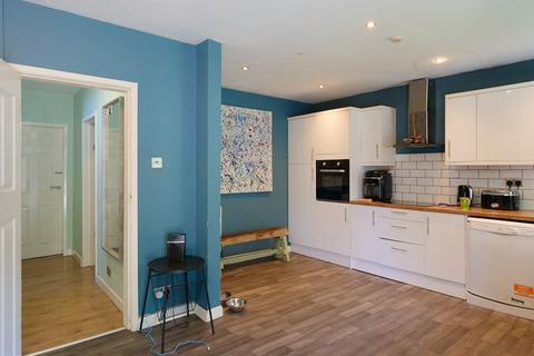 4 bedroom semi-detached bungalow for sale, Cathedral Road, Oldham, OL9