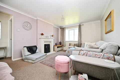 1 bedroom flat for sale, Lea Mill Park Drive, Yeadon, Leeds