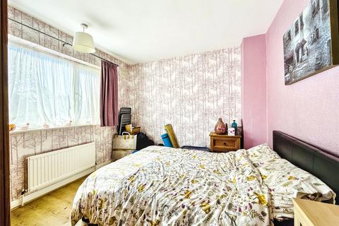 3 bedroom semi-detached house for sale, St Davids Road, Hextable, Kent, BR8