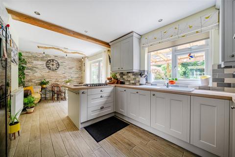 25 Broadleas Crescent, Devizes, SN10 5DH