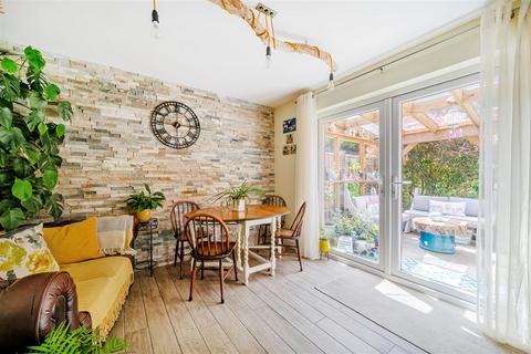 25 Broadleas Crescent, Devizes, SN10 5DH