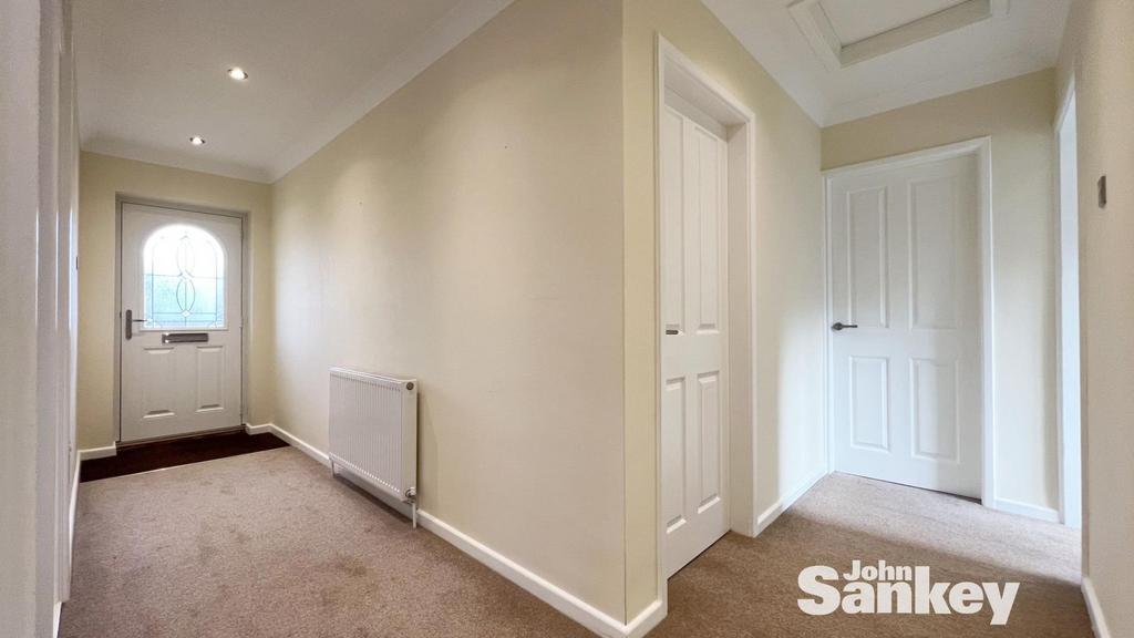 9 Sailsbury F&amp;M 5205.jpg