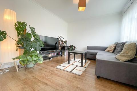 2 bedroom detached bungalow for sale, Lowick Green, Woodley