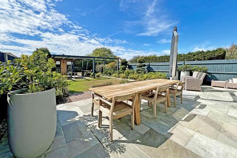 4 bedroom detached house for sale, Howard Avenue, West Wittering PO20