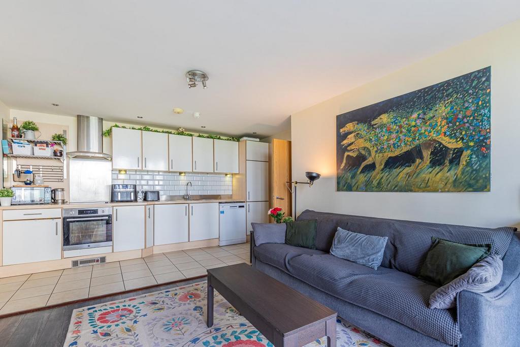 Lounge Kitchen