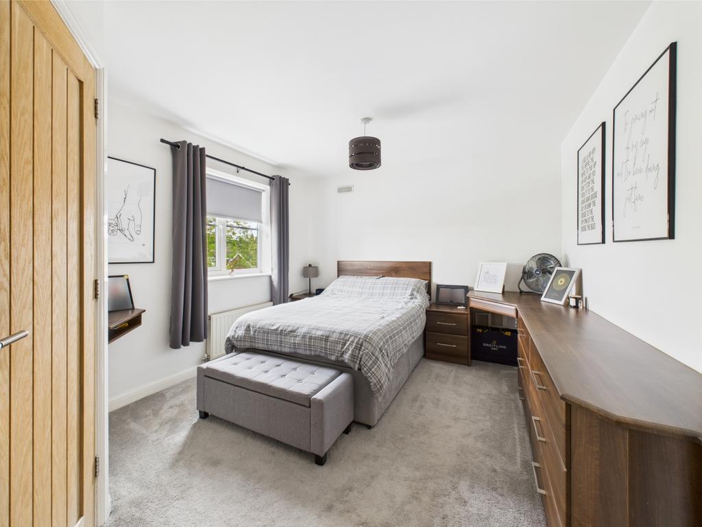 Cam03729 g0 pr0048 still036