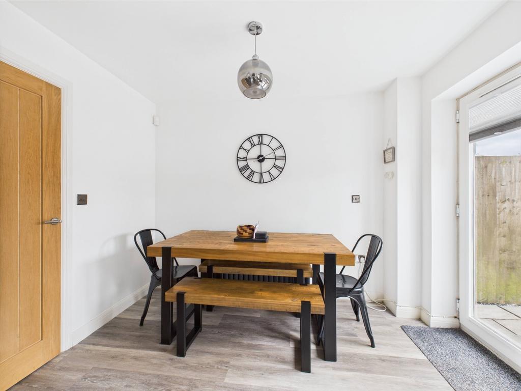 Cam03729 g0 pr0048 still009