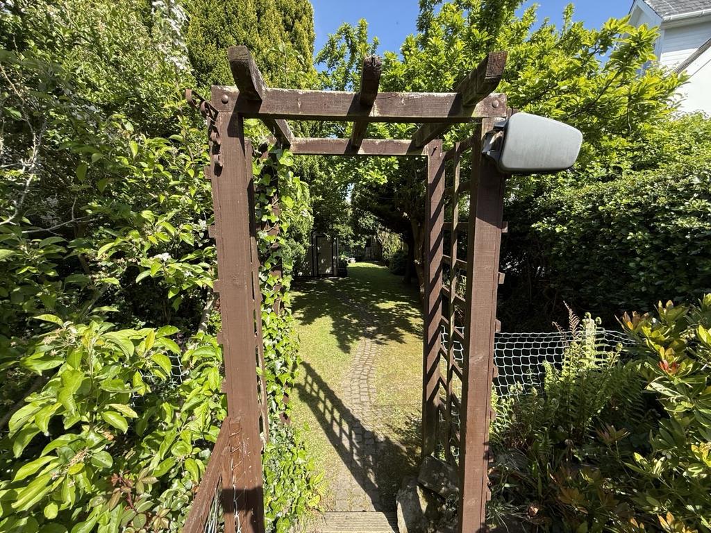 Pleasant Garden