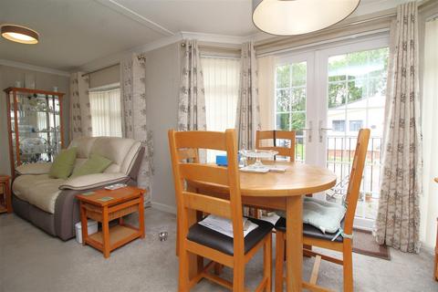 undefined, Parnwell Way, Peterborough