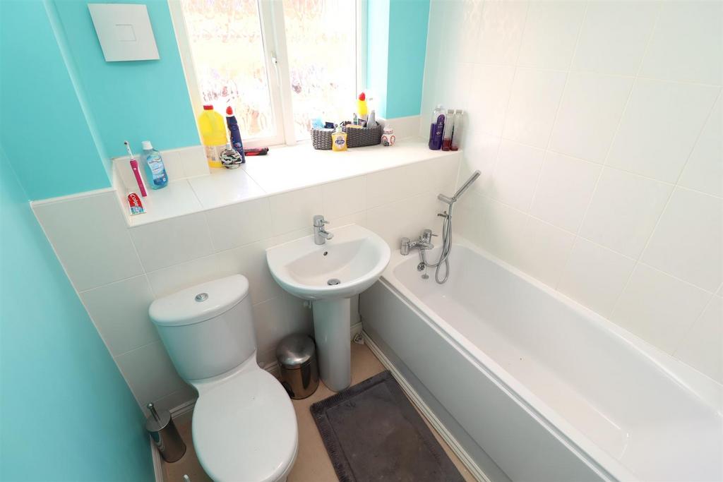 Bathroom.JPG