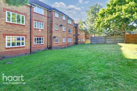 2 bedroom apartment for sale, Westbury Road, London