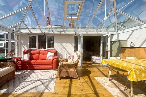 Highclere Anglesea Road, Wivenhoe, Colchester, CO7 9JS