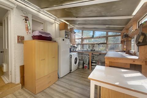 Highclere Anglesea Road, Wivenhoe, Colchester, CO7 9JS