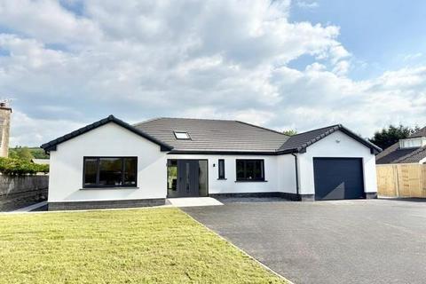 undefined, Llanpumsaint, Carmarthen