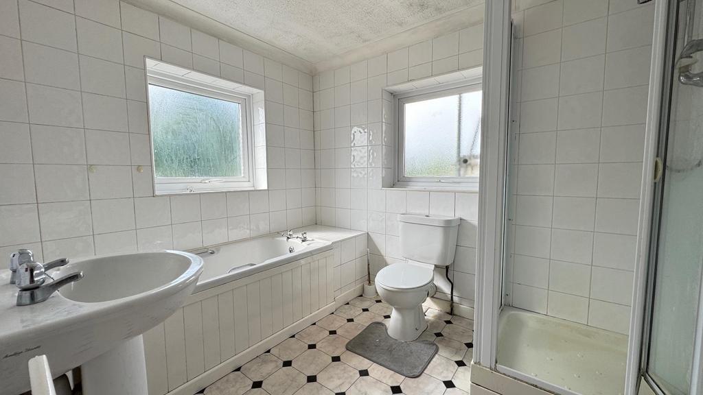 Bath &amp; Shower room