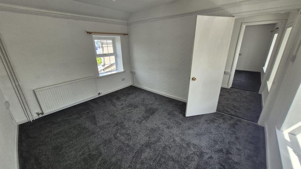 38 MR Bedroom 1 1.jpeg