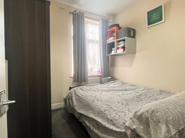Bed 3.jpg