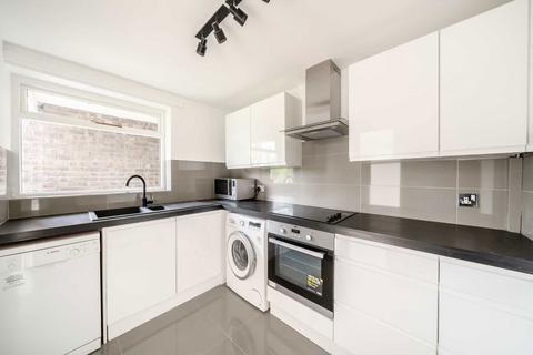 undefined, Broom Road, Teddington TW11