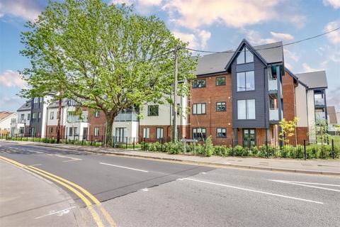 2 bedroom apartment for sale, Kenneth Road, Benfleet SS7
