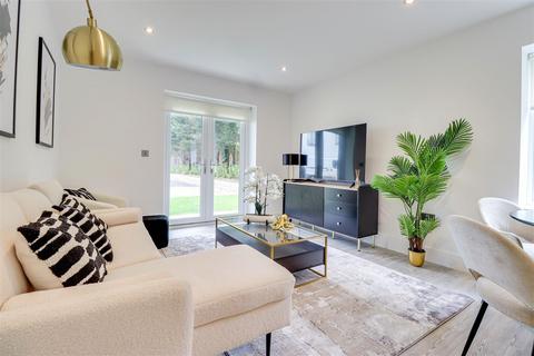 2 bedroom apartment for sale, Kenneth Road, Benfleet SS7