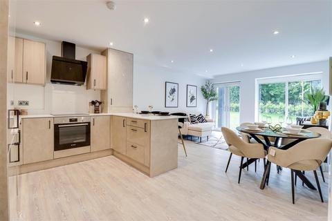 2 bedroom apartment for sale, Kenneth Road, Benfleet SS7