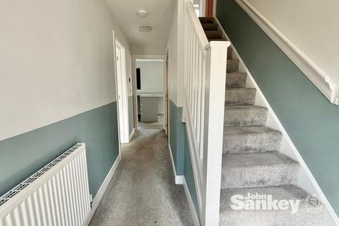 3 bedroom detached house to rent, Northfield Close, Mansfield, NG18