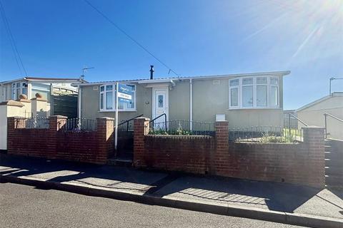 2 bedroom bungalow for sale, Thornhill Road, Shotton Colliery, Durham, County Durham, DH6