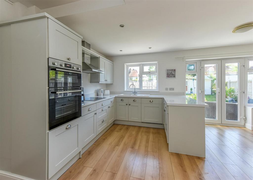 4 Regent Road-Kitchen (4).jpg
