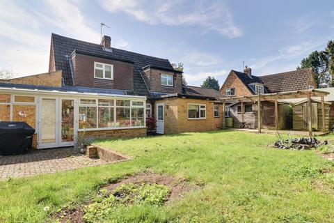4 bedroom detached house for sale, Medlars Mead, Hatfield Broad Oak, Bishop's Stortford, CM22