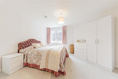 2 bedroom apartment for sale, Invicta Lodge, Nash Road, Margate