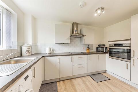 2 bedroom apartment for sale, Invicta Lodge, Nash Road, Margate