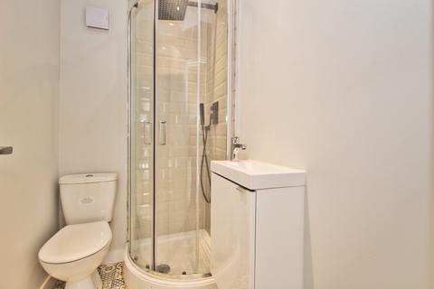 1 Renters Avenue, London, NW4 3QY