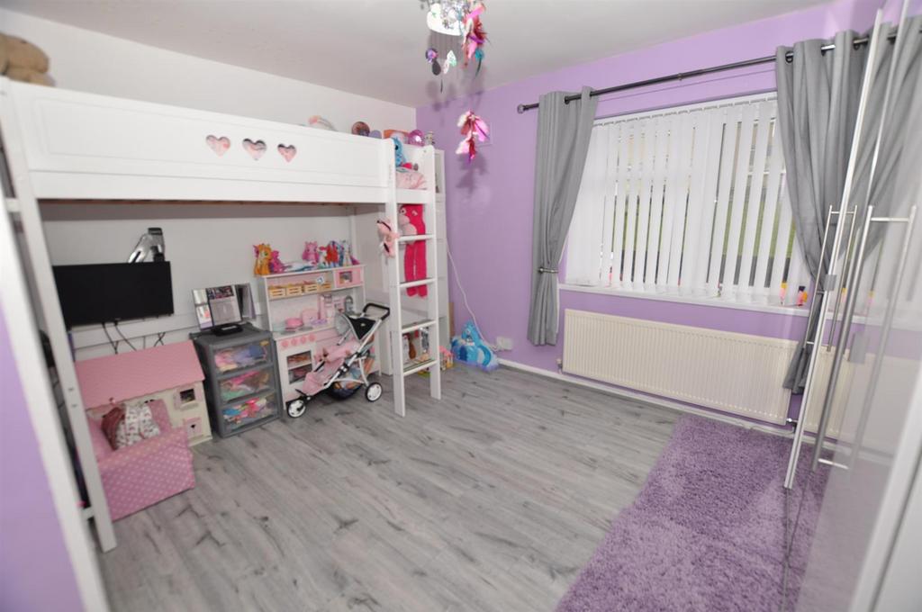 Front bedroom 1