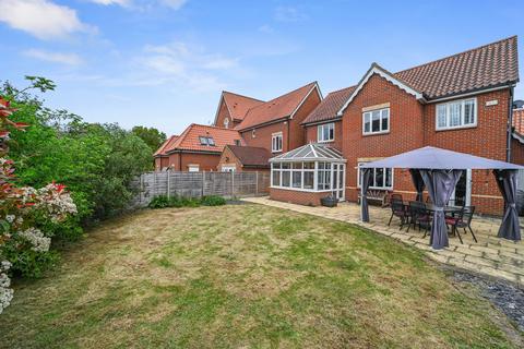 5 bedroom detached house for sale, Partridge Avenue, Chelmsford CM1