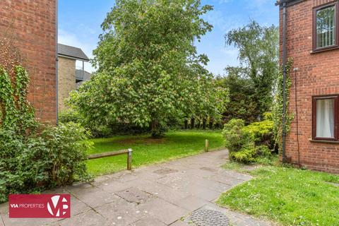 1 bedroom flat for sale, Chilworth Gate, Broxbourne EN10