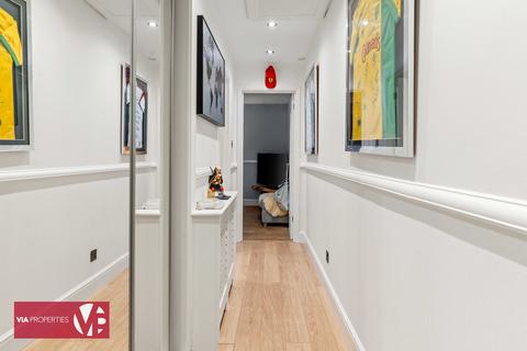 1 bedroom flat for sale, Chilworth Gate, Broxbourne EN10