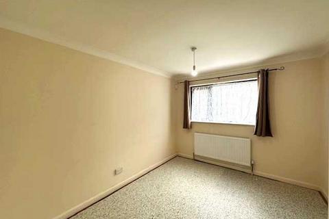 2 Hall Rise, Messingham, Scunthorpe, DN17 3TF