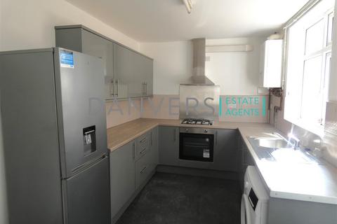 4 bedroom terraced house to rent, Paton Street, Leicester LE3