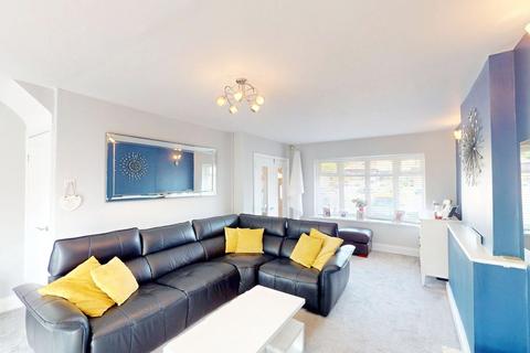 5 bedroom detached house for sale, Selbourne Close, Westhoughton, BL5