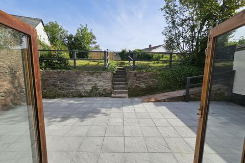 22 Higher Town, Sampford Peverell, Tiverton, EX16 7BR