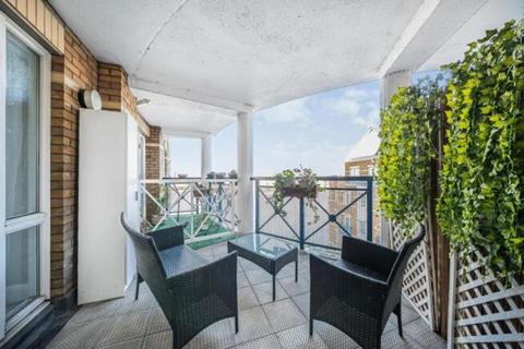 1 bedroom apartment to rent, Rotherhithe Street, Rotherhithe SE16