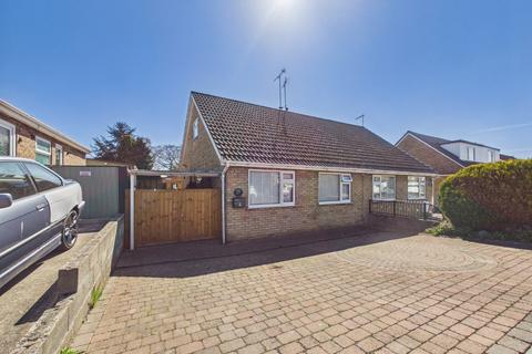 2 bedroom semi-detached bungalow for sale, Greenlands, Driffield, YO25 5HY