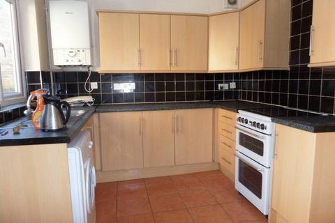 5 bedroom house to rent, Johnson Road, Nottingham NG13