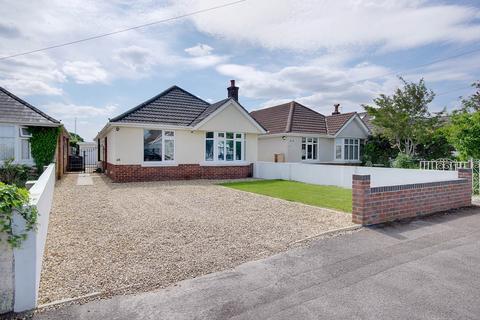 3 bedroom bungalow for sale, Minstead Road, Bournemouth BH10