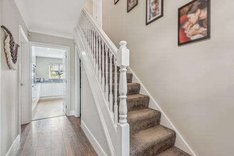 3 Station Close, Henlow, SG16 6FL
