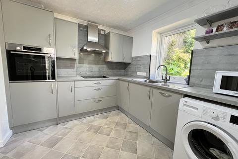 2 bedroom terraced house for sale, Treassowe Riding, TR20 8XQ