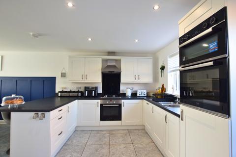 4 bedroom townhouse for sale, Stud Road, Barleythorpe