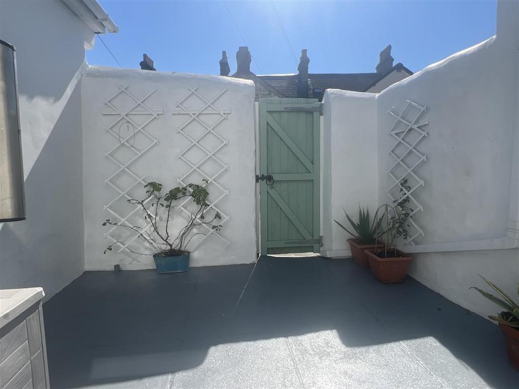 Garden, Elevations & Views