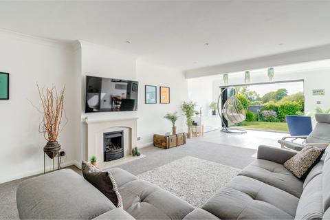 2 bedroom bungalow for sale, Foamcourt Waye, Ferring, Worthing, West Sussex, BN12