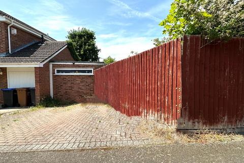 2 Cordon Close, Northampton, NN3 8PG